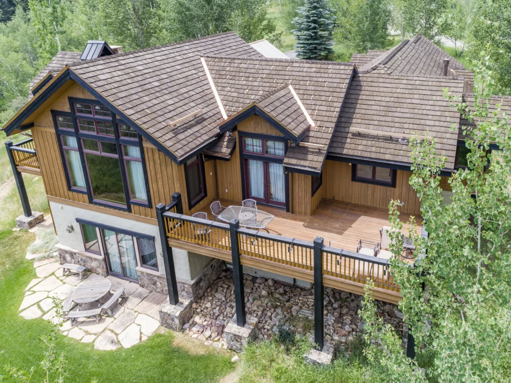CEDUR Walden synthetic shake roof on a home in Cordillera, Colorado.
