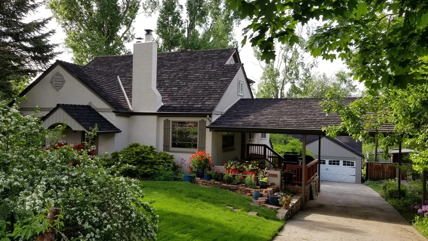 CEDUR-Shiloh-Synthetic-Cedar-Eood-Shake-Roofing-1500.jpg