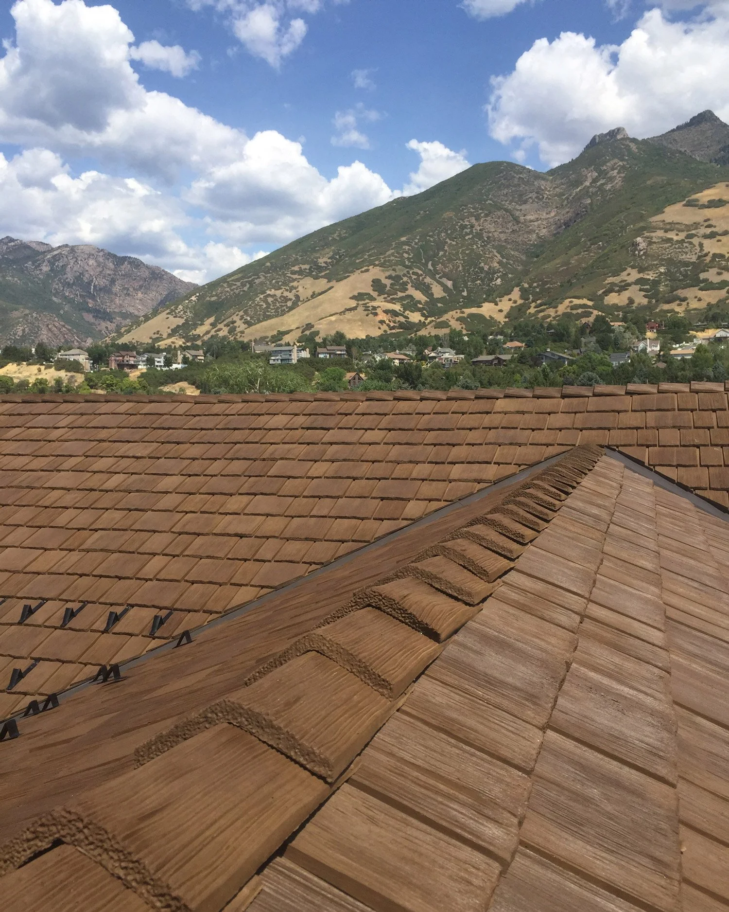CEDUR-Shiloh-Synthetic-Roof-Utah-Ridge-1500.jpg
