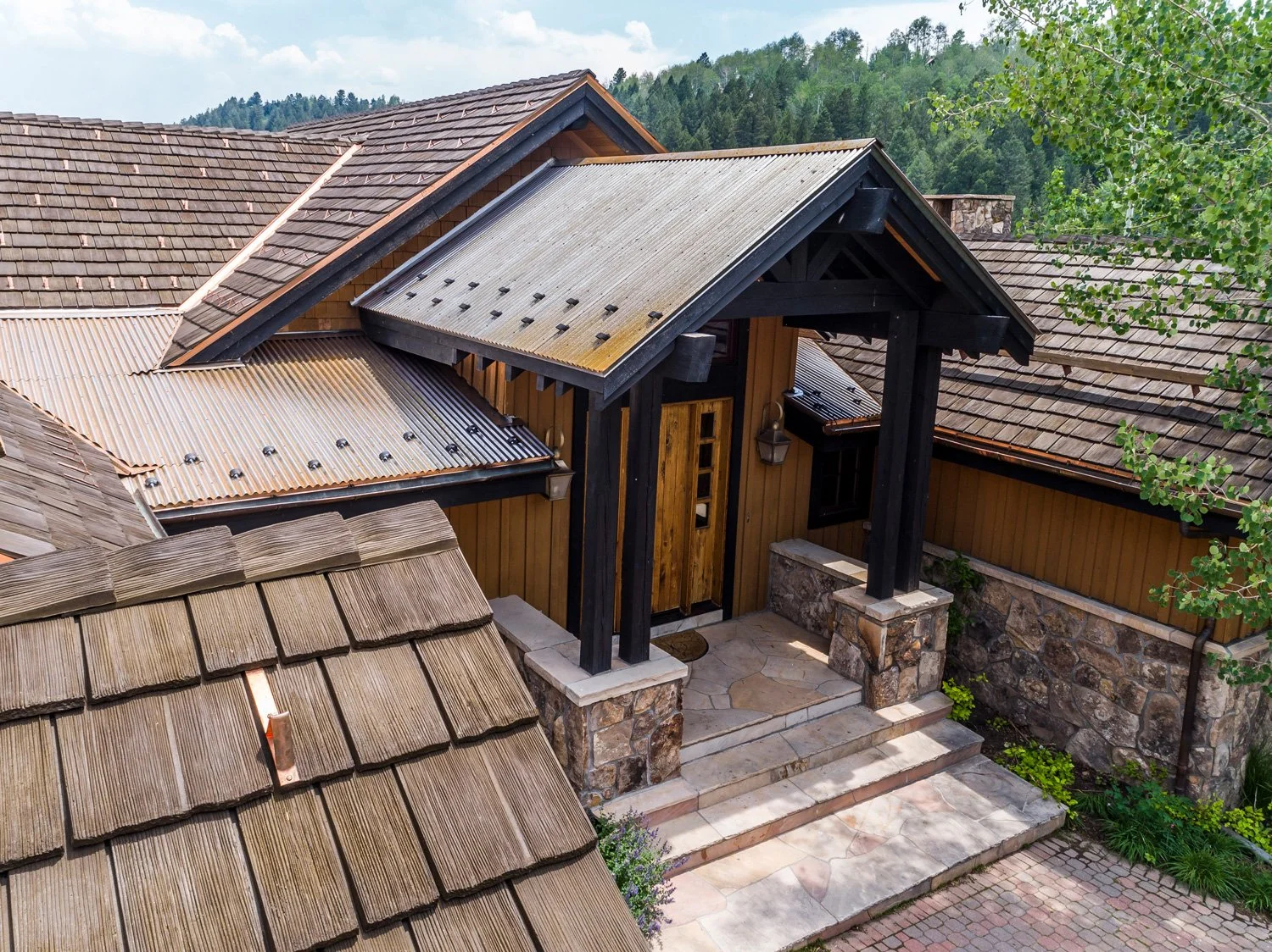 CEDUR-Walden-Synthetic-Roof-Horn-Brothers-Roofing-1500.jpg